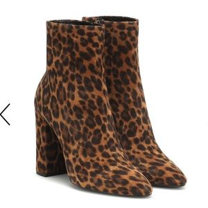 NIB!!! YSL SAINT LAURENT
Lou 100 leopard-print suede ankle boots - 36